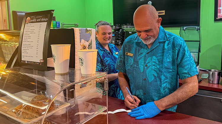 employment java 750 x 421.jpg