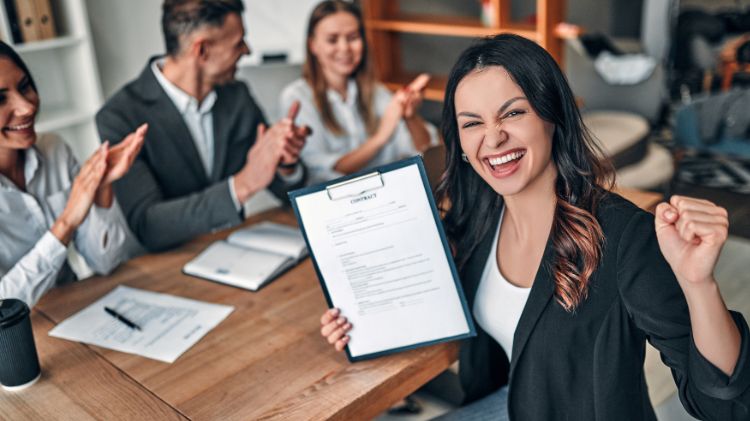 Job Hiring ad for social media ver2 (750 x 421 px).jpg